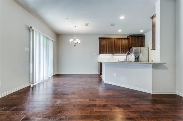 Photo - 917 Jamesville Ln