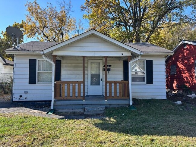 Building Photo - 3 Bedroom, 1 Bath Single Family Home