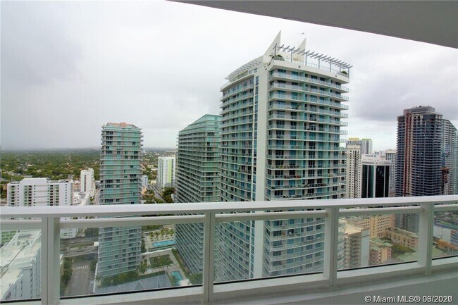 Photo - 1080 Brickell Ave Unidad 3403