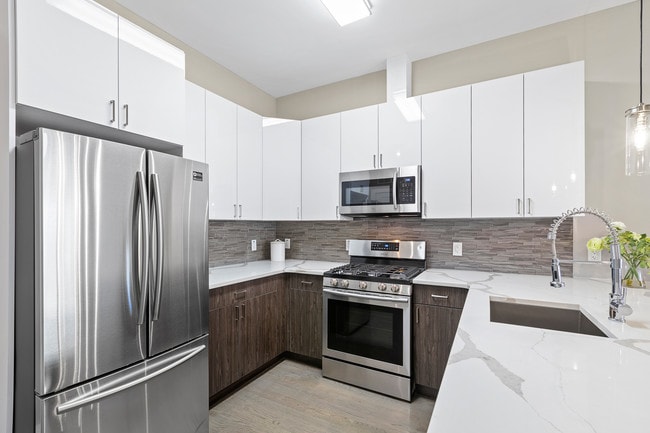 Photo - Jasmin Terrace at 313 Pine Street