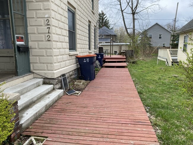 Photo - 272 E 15th St