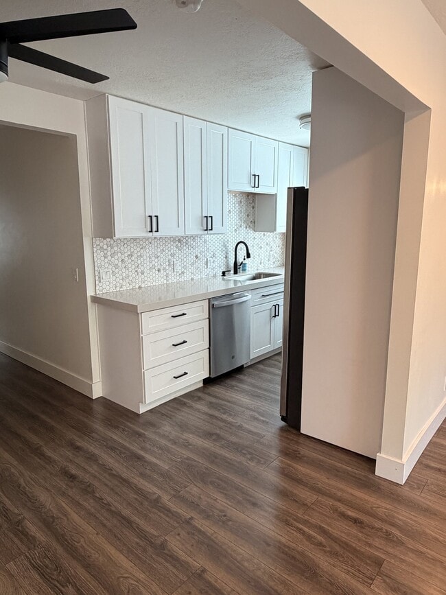 Photo - 2750 S 2000 E Unidad Apt C