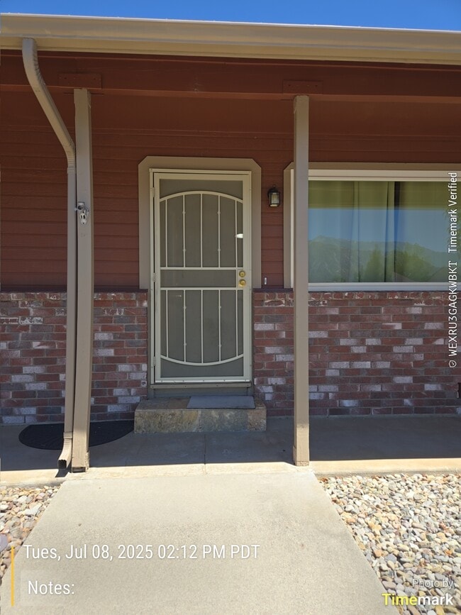 Photo - 697 Bluerock Rd