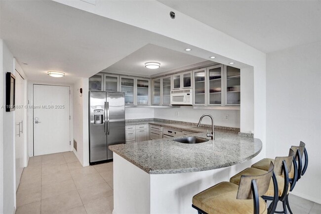 Photo - 2555 Collins Ave Unidad 1508