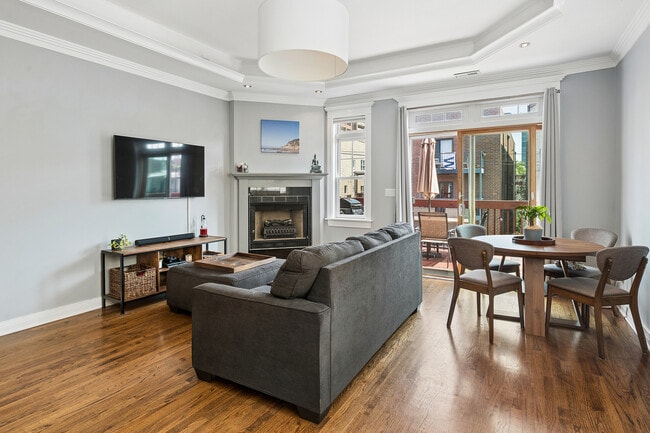 Photo - 3755 N Wilton Ave