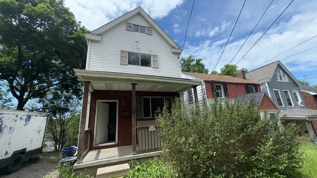Photo - 2723 Merwyn Ave Casa