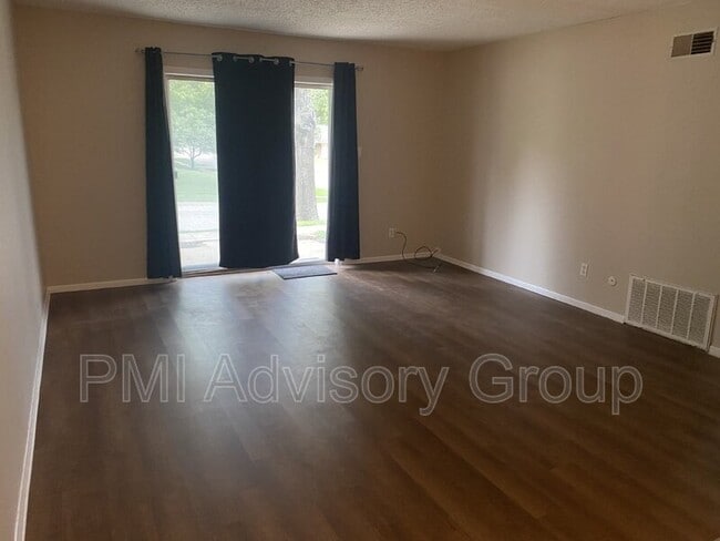 Photo - 3101 SW Macvicar Ave Condo Unit 104a