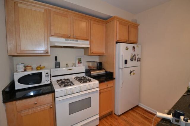 Photo - 3712 N Janssen Ave Unit DHC