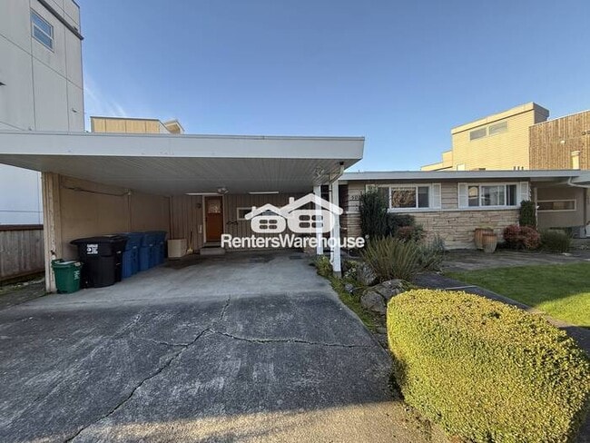 Building Photo - Available Now!