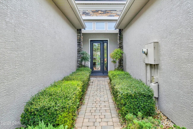 Photo - 802 Aldenham Ln