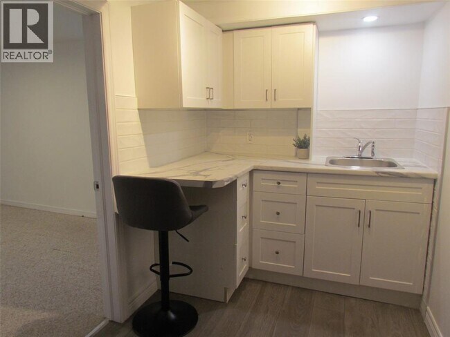 Photo - 1097 McDougall Ct