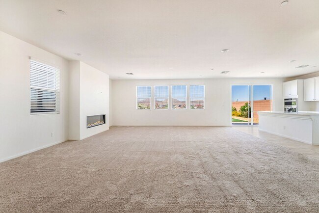 Photo - Modern Open-Concept Home with Loft & Designer Finishes in Inspirada!