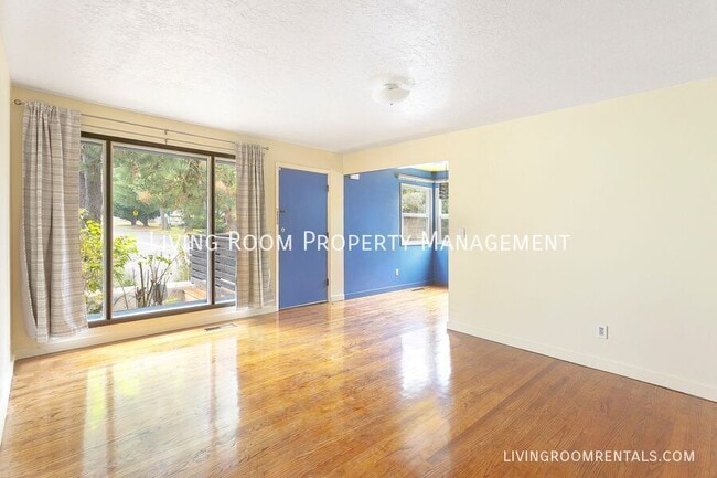 Photo - 8414 N Peninsular Ave