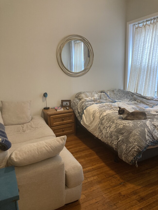 Building Photo - 1219 Commonwealth Ave Unit #4 Rental