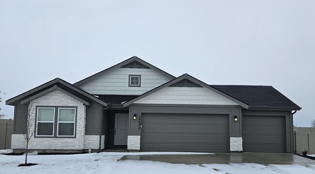 New To Rental Market - Brand New Home 14 M... - New To Rental Market - Brand New Home 14 M...