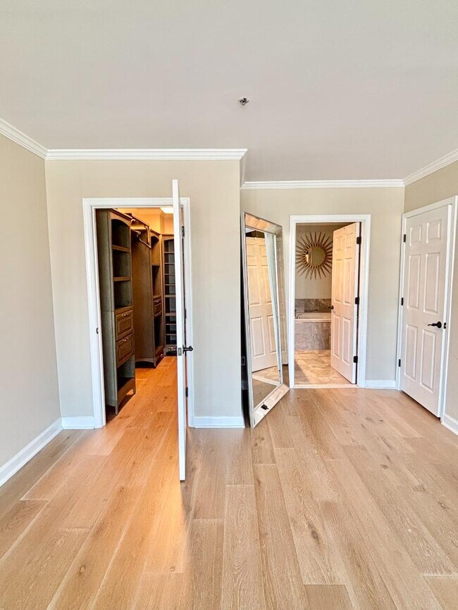 Photo - 100 Harborview Dr