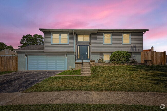 Building Photo - 5611 Allemong Dr Rental