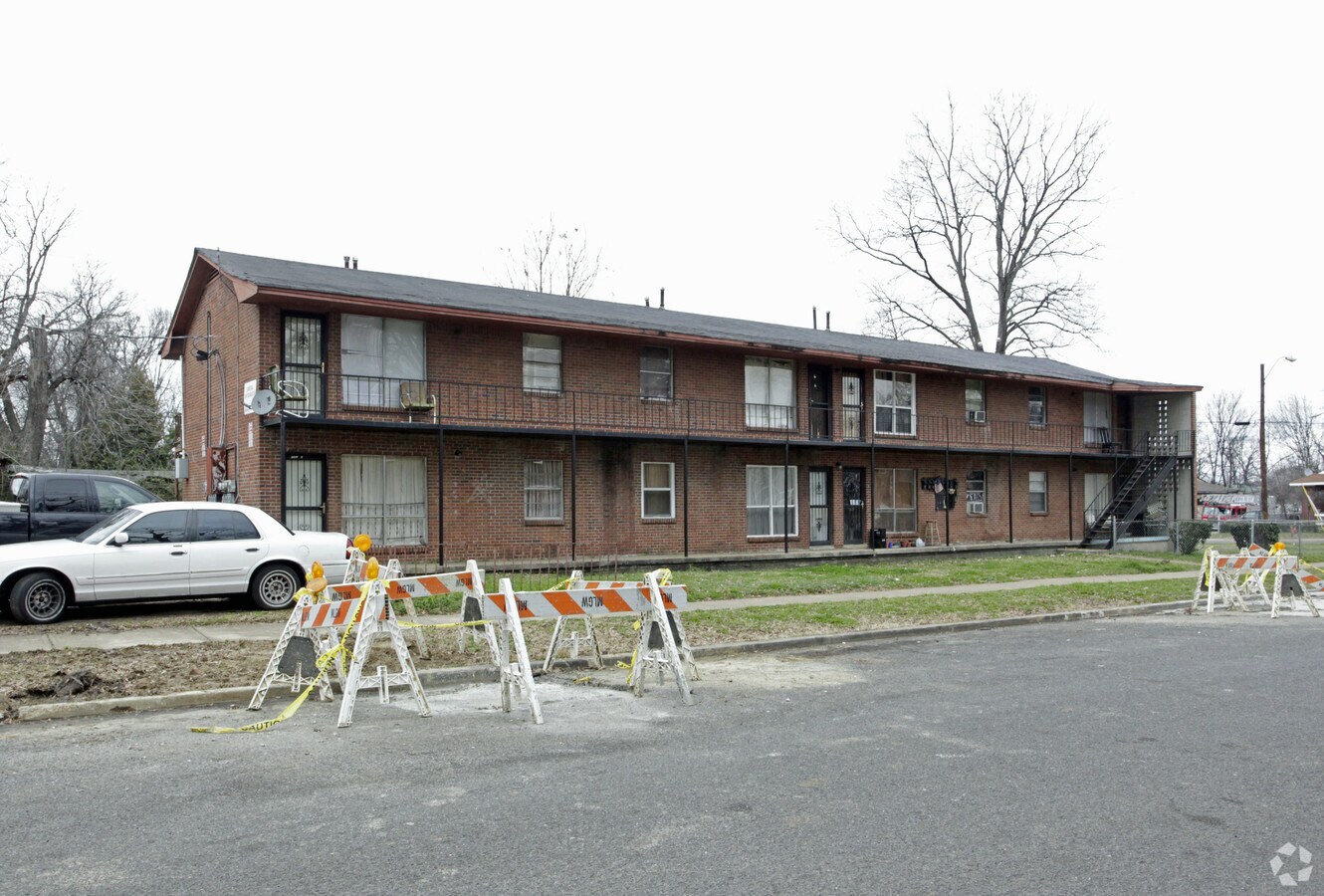 Photo - 1161 Azalia St