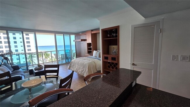 2501 S Ocean Dr Unit 809