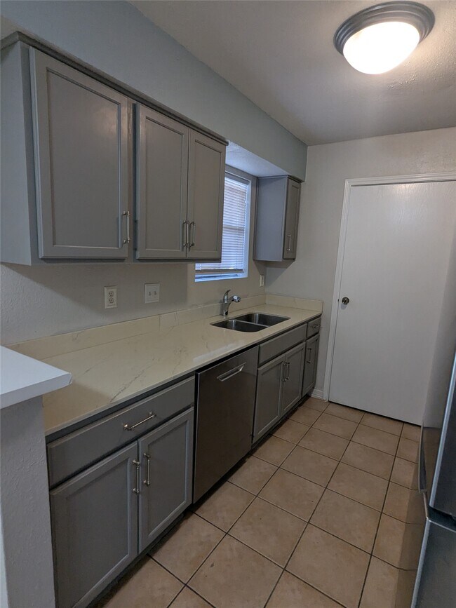 Photo - 13480 S Thorntree Dr Unit 1003