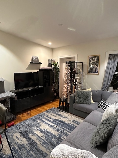 Building Photo - 53 Fort Ave Unit 3