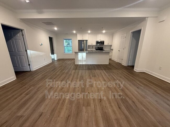 233 Lincoln Rd
