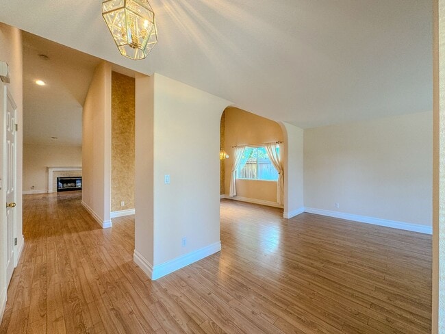 Photo - Lovely 3 Bedroom Home!