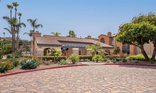 7190 Shoreline Dr Unit 6204
