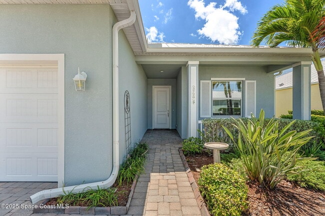 Photo - 3720 Alamanda Key Dr