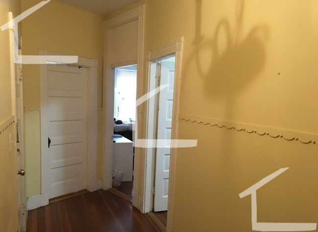 Photo - Charming 5 Bedroom-No Broker Fee