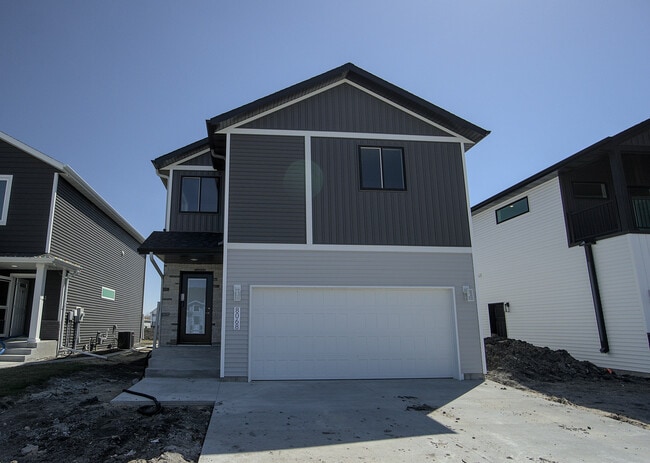 Photo - 8068 Goldfinch Dr Casa