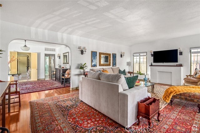 Building Photo - 8246 4th St Rental