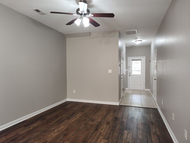 Photo - Cozy Townome located in the gated communit...