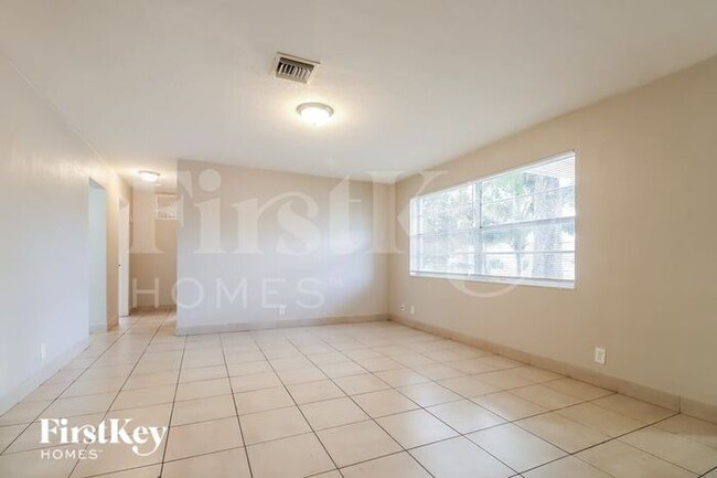 Photo - 4180 NW 34th Way