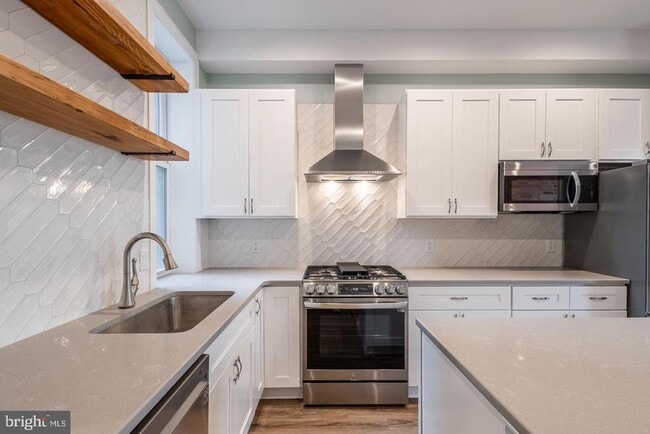 Photo - 3030 W Girard Ave Unit 2