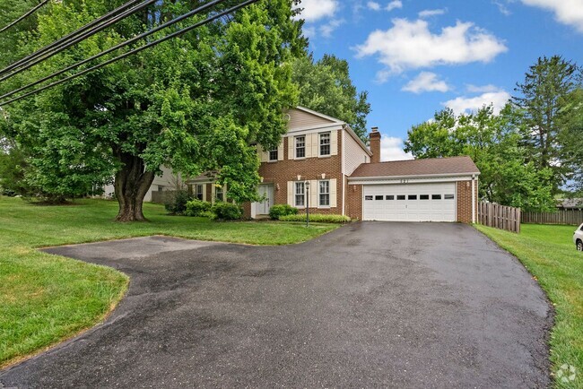Building Photo - 4 Bed 3 Bath - Silver Spring Single Family... Rental