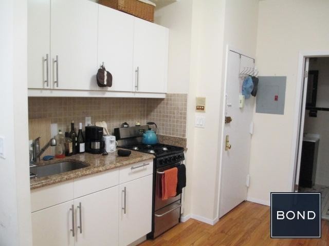 Photo - 278 Mott Street