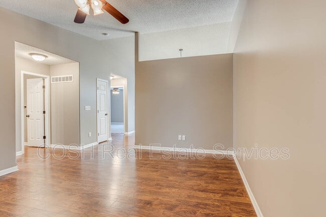 Photo - 1054 E Karla Ct