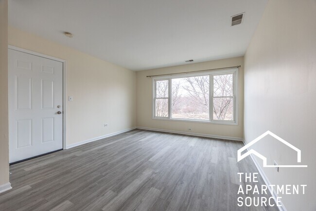 Photo - 6323 W Fullerton Ave Unit 3