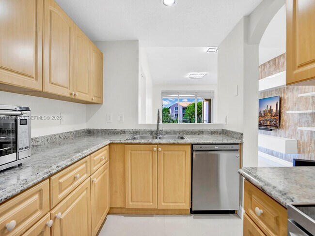 Photo - 6420 NW 114th Ave Unit 1325