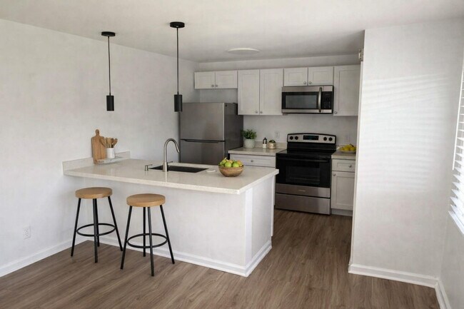 Photo - 902 E Tiffany Dr Unidad 1