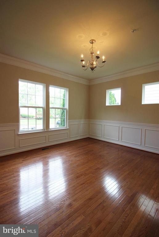 Photo - 11518 Amherst Ave