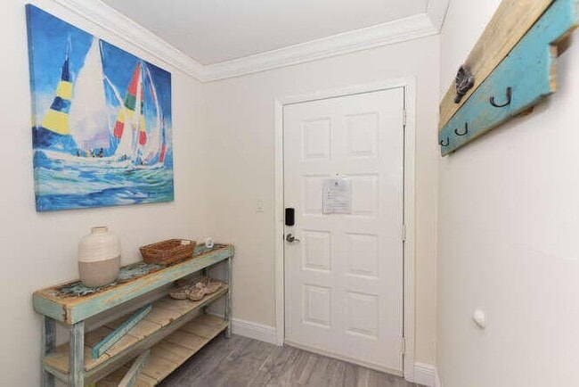 Photo - 353 S US Hwy 1 Unidad D103