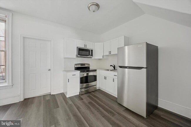 Photo - 428 S 56th St