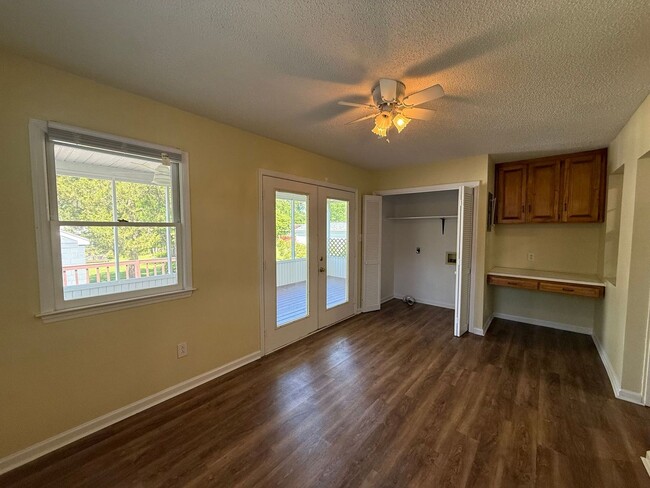 Photo - Charming 3 bedroom home in the Downtown area