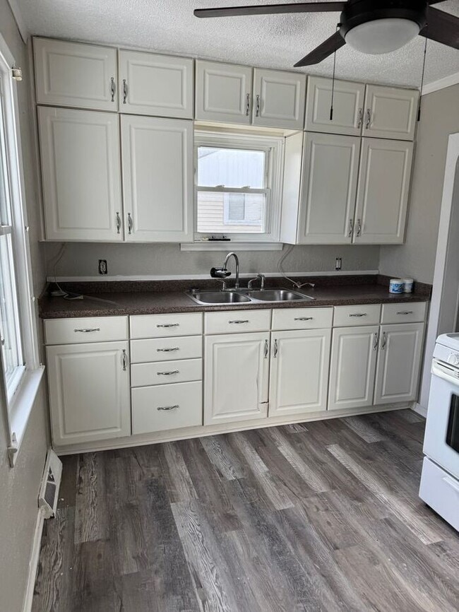 Photo - Huge Colonial with Updates!