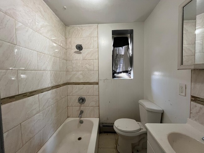 Photo - 113 Martin Luther King Jr Dr Unidad 2B