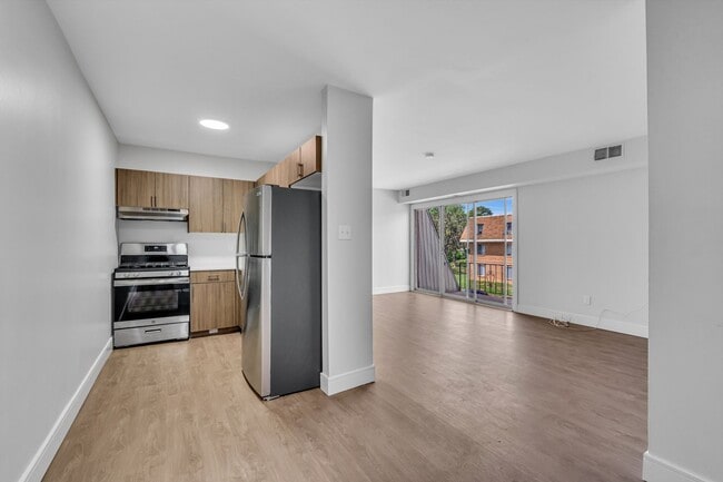 Photo - Ambassador Apartments