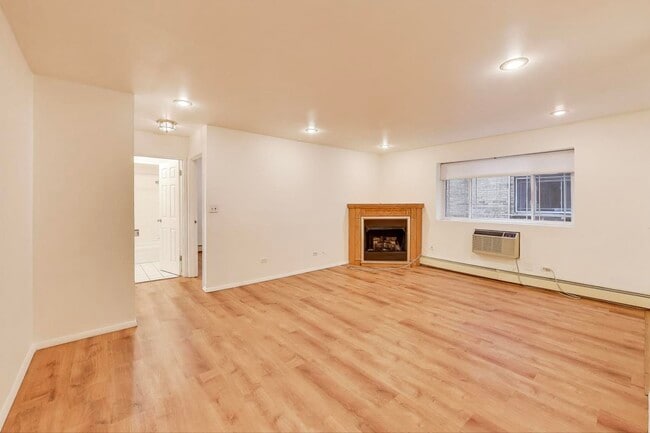 Photo - 5400 N Sheridan Rd Unit 210