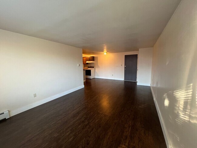 Photo - Mathews634 (KC-JF-NB) Unidad C6